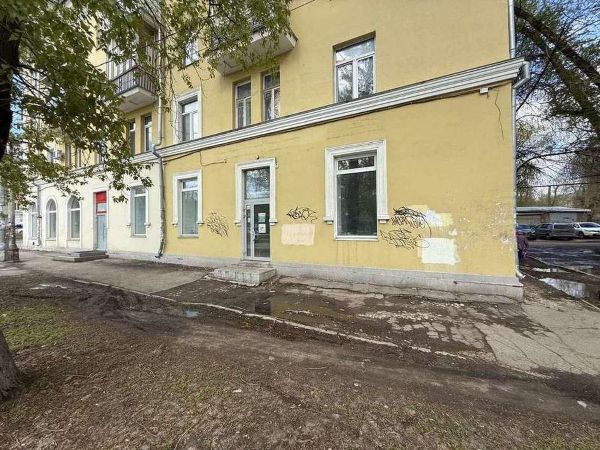 Сдать торговое помещение за 107 000 рублей на Победы улица, 101