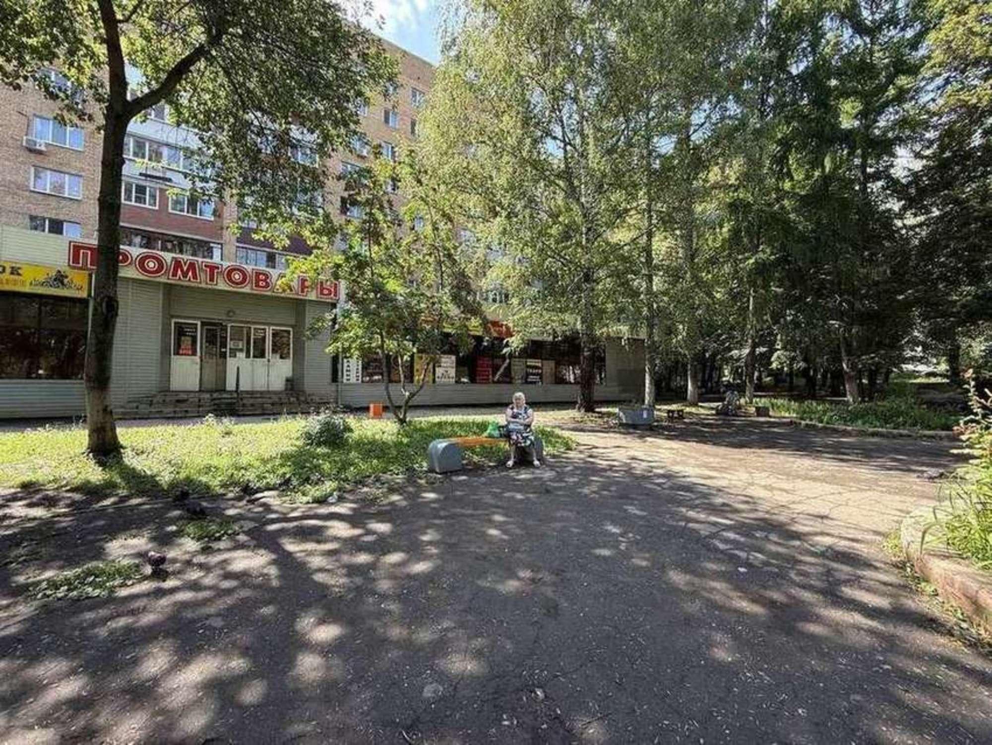 Купить торговое помещение за 90 000 000 рублей на Кирова проспект, 210
