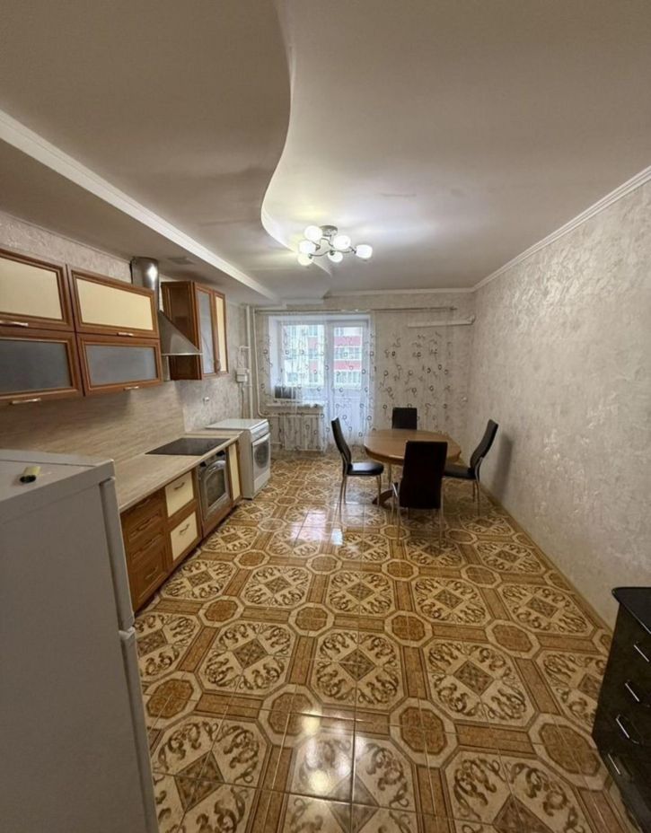 3-комн квартира Пушкина улица, 280