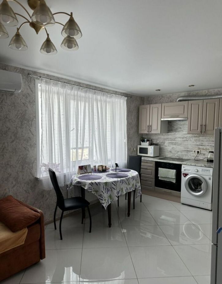 3-комн квартира Кирова проспект, 322Ак1