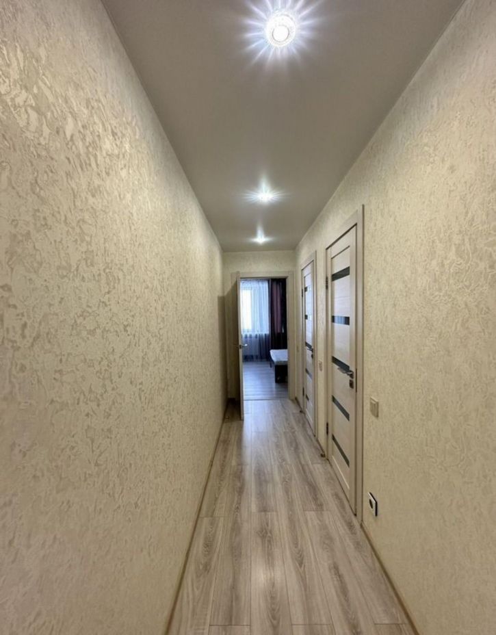 3-комн квартира Кирова проспект, 322Ак1