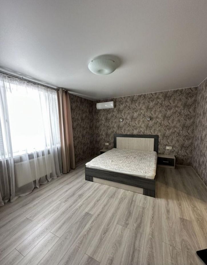 3-комн квартира Кирова проспект, 322Ак1