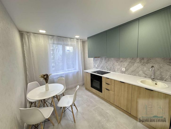 2-комн квартира Зои Космодемьянской улица, 18