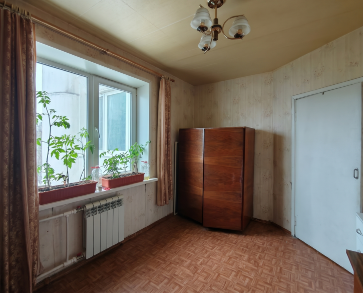 3-комн квартира Силина улица, 9