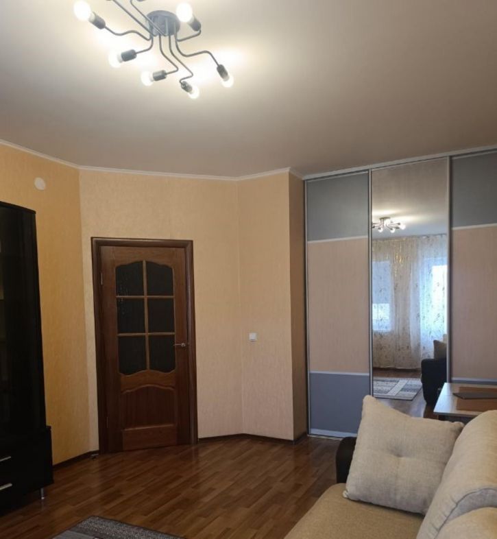 1-комн квартира Революционная улица, 128