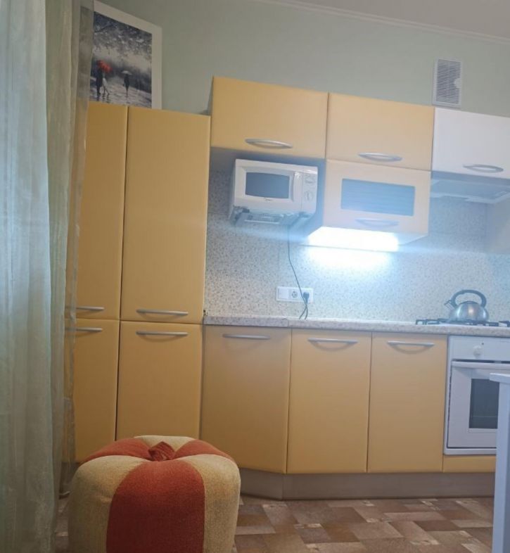 1-комн квартира Революционная улица, 128