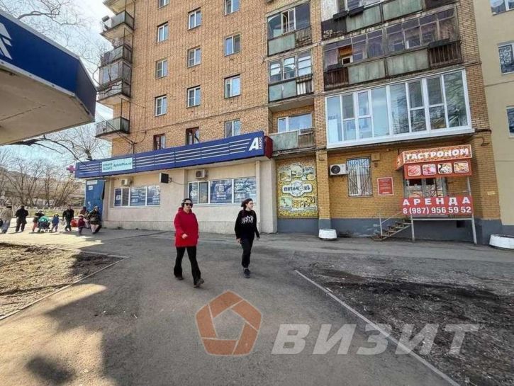 Торговое помещение Советской Армии улица, 220