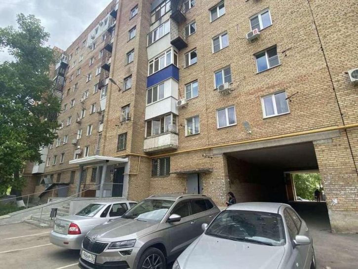 Торговое помещение Юных Пионеров проспект, 142