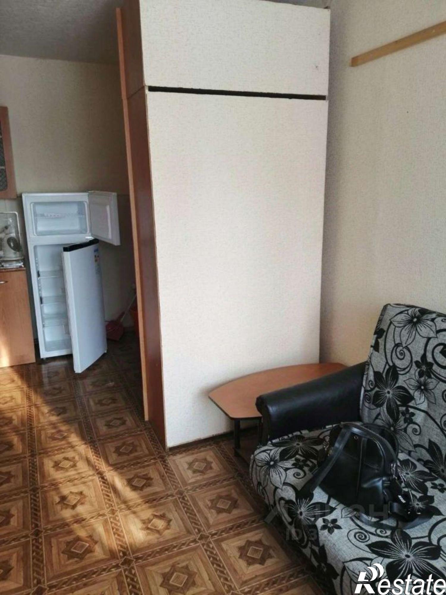Сдать комнату за 11 000 рублей на проспект Кирова, 73