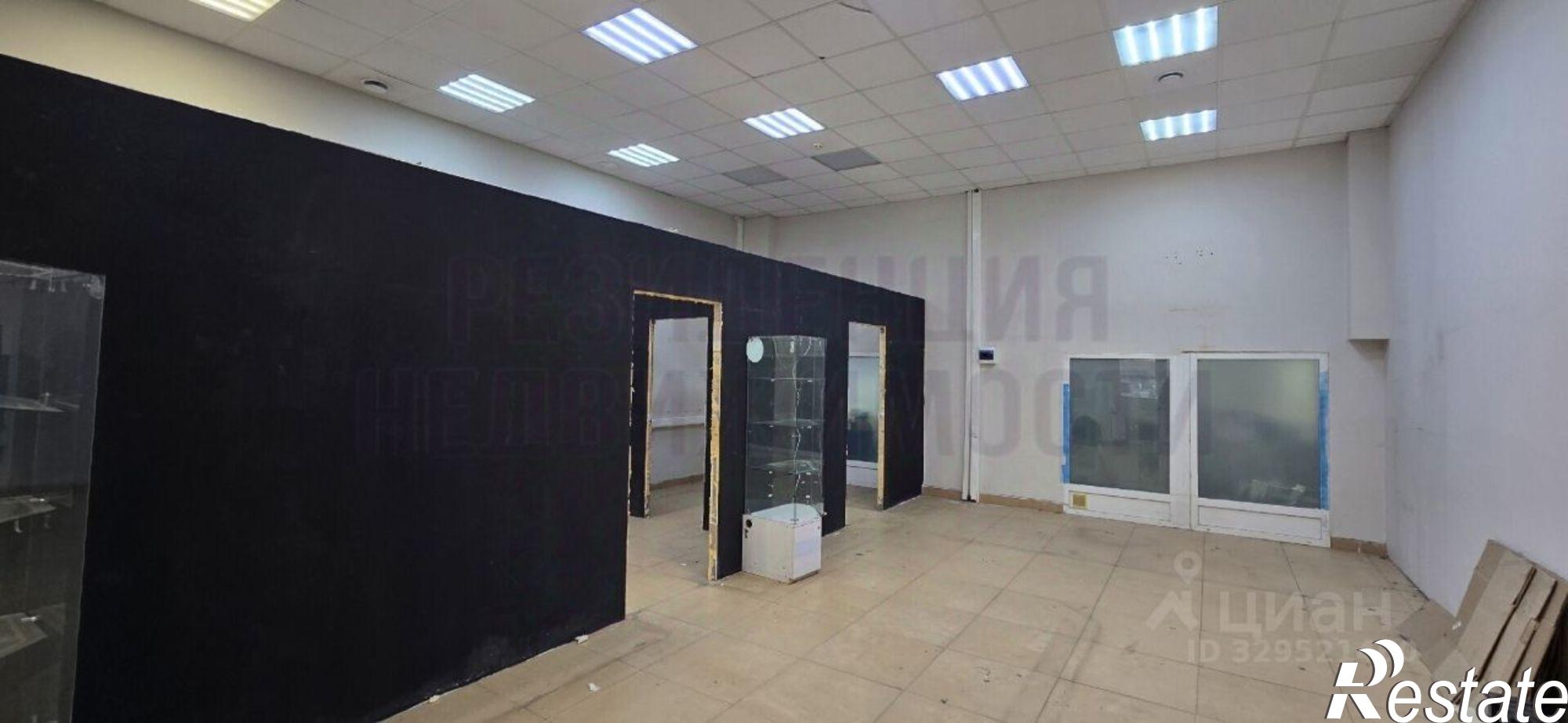 Купить торговое помещение за 24 000 300 рублей на ул Высоцкого, 6
