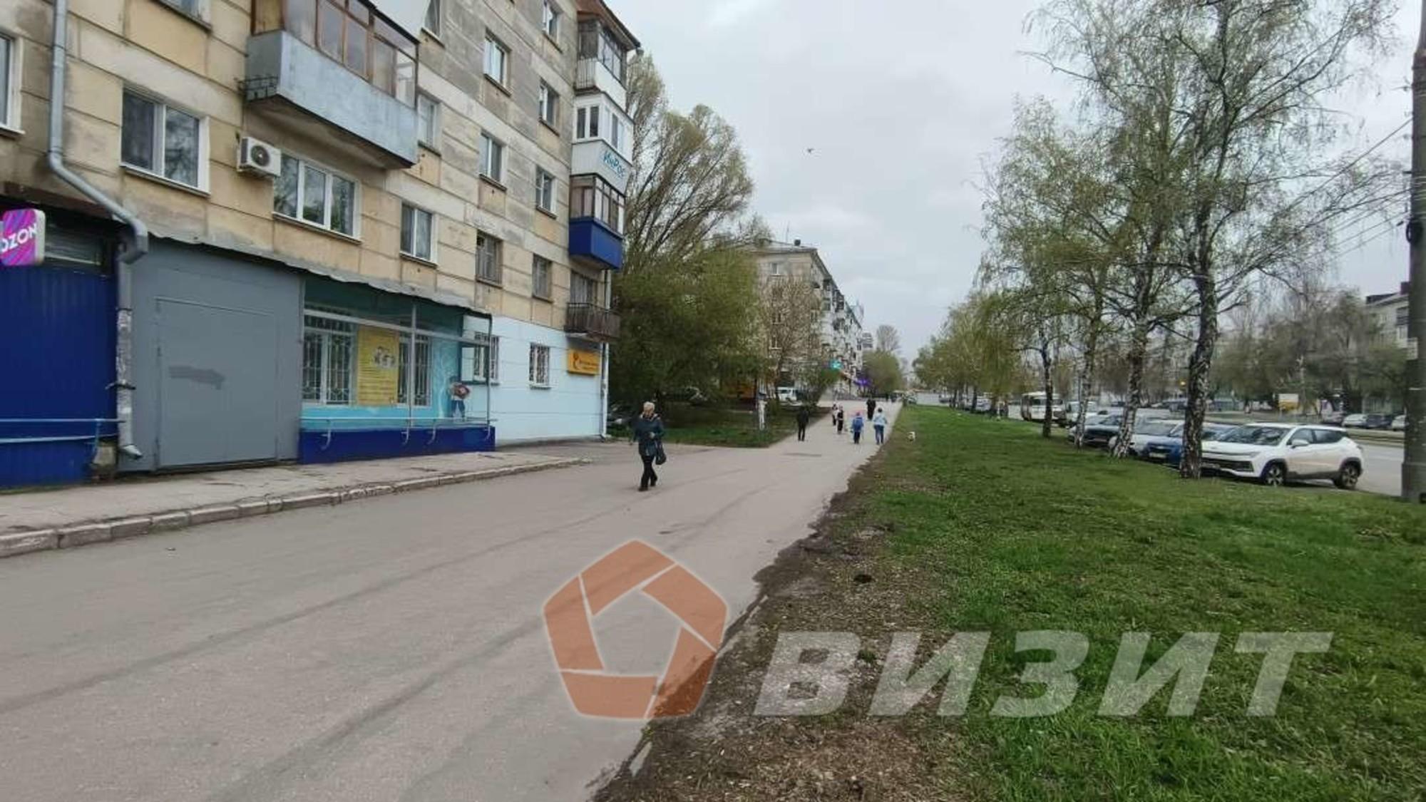 Сдать торговое помещение за 100 000 рублей на 22 Партсъезда улица, 16