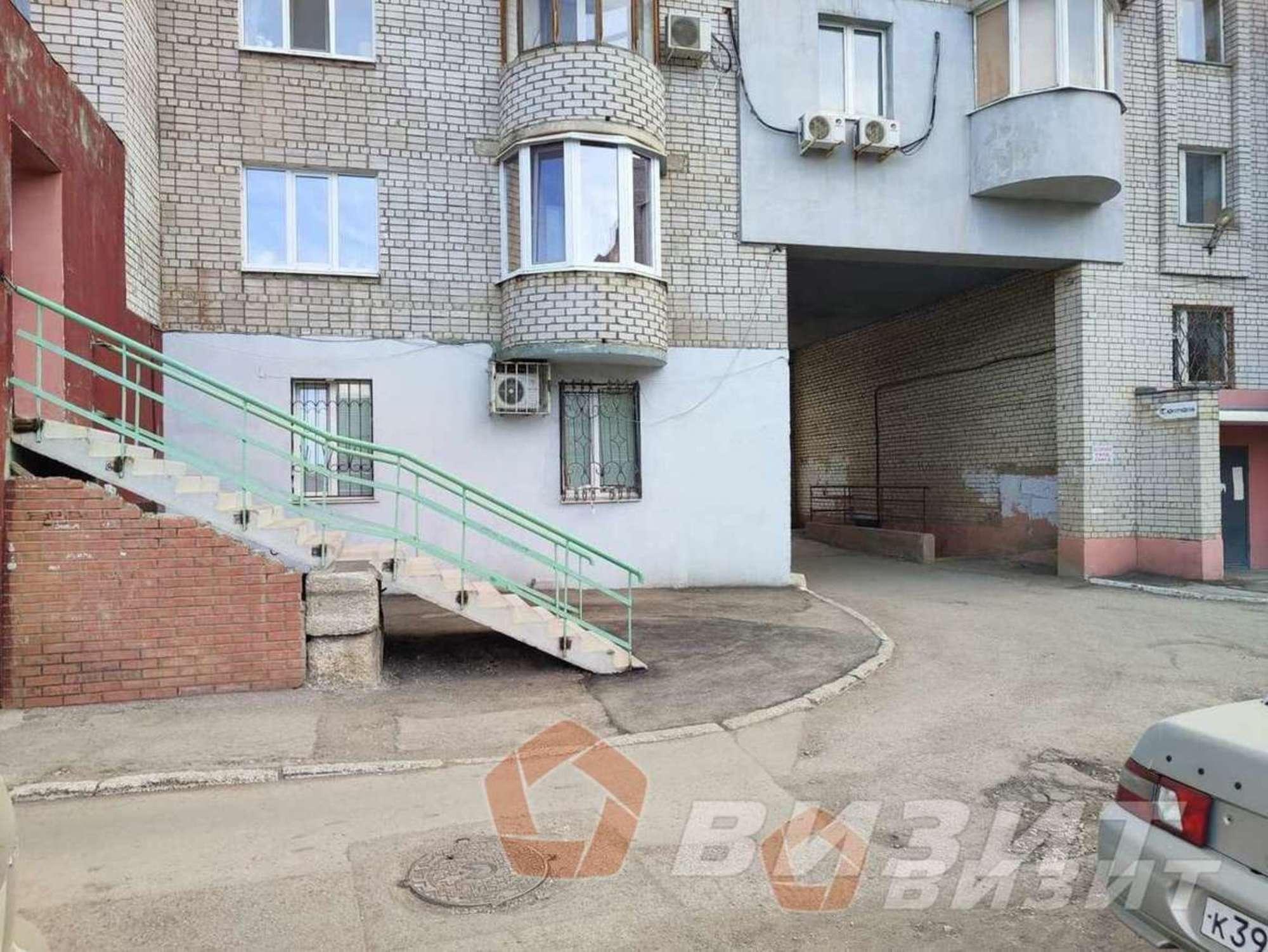 Сдать складское помещение за 120 000 рублей на Финская улица, 96
