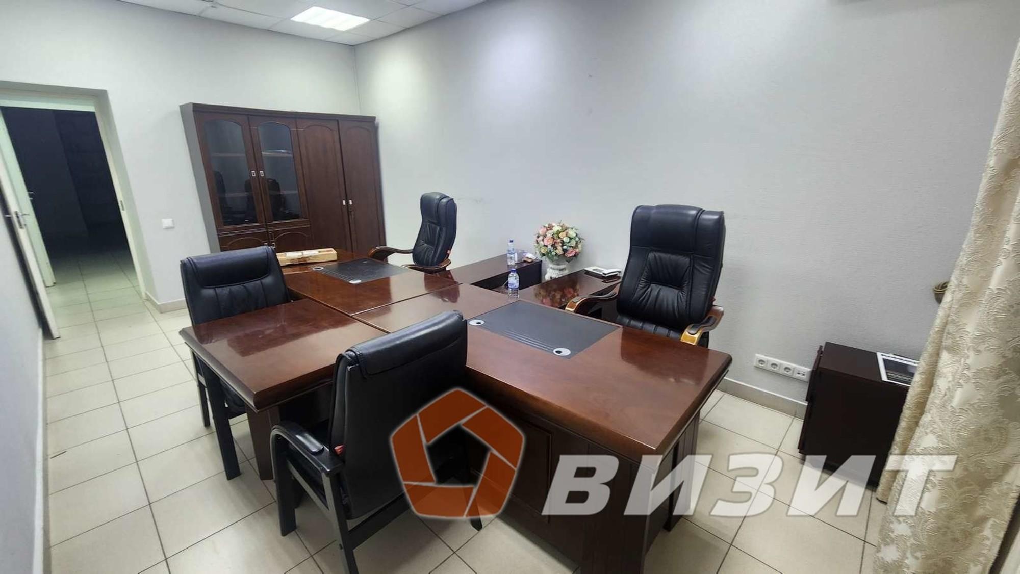 Купить торговое помещение за 10 900 000 рублей на Дыбенко улица, 23