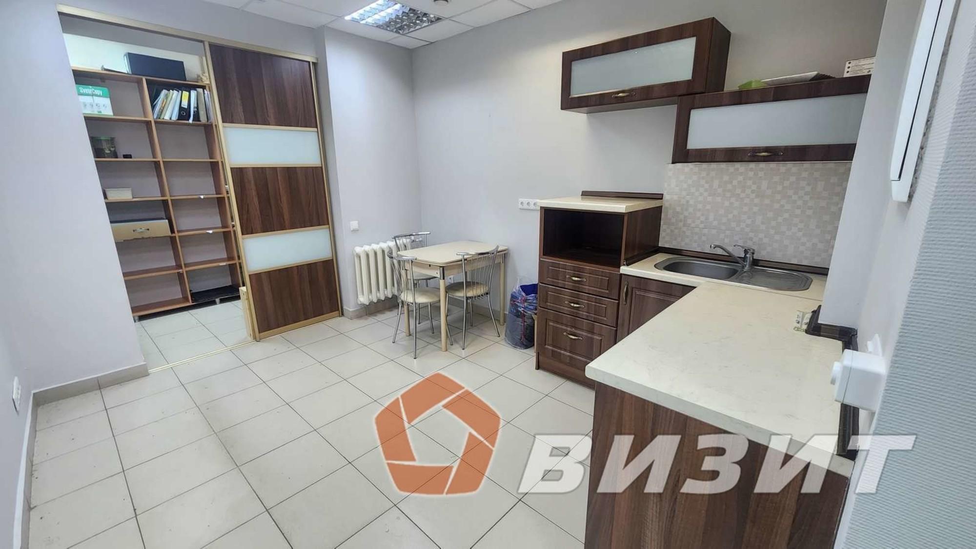 Купить торговое помещение за 10 900 000 рублей на Дыбенко улица, 23