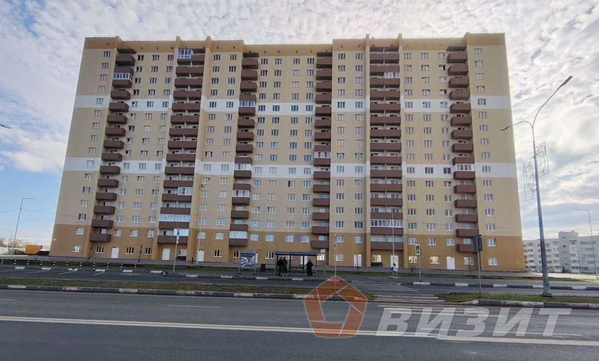 Сдать торговое помещение за 65 000 рублей на Александра Солженицына улица, 2