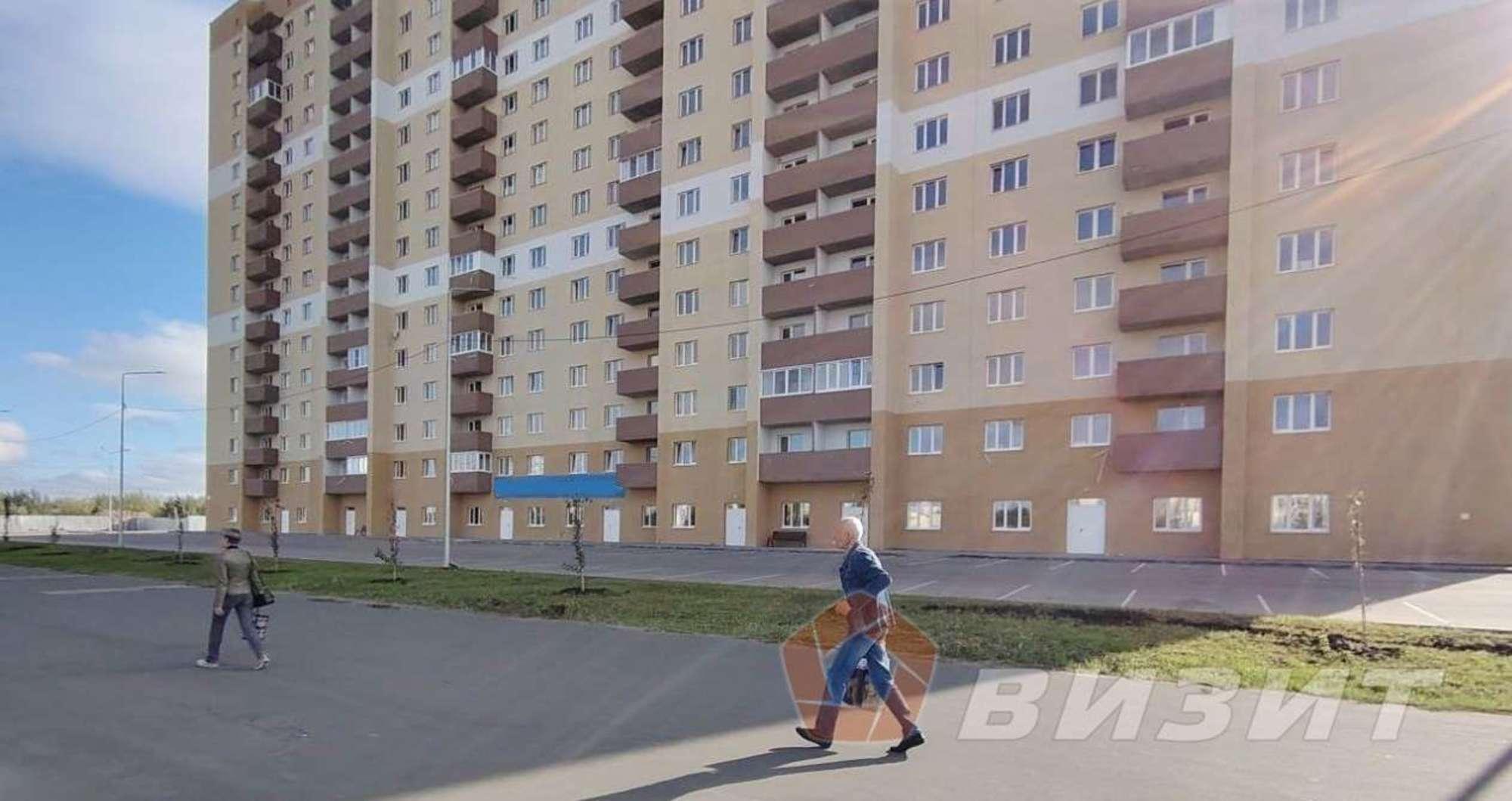Сдать торговое помещение за 65 000 рублей на Александра Солженицына улица, 2