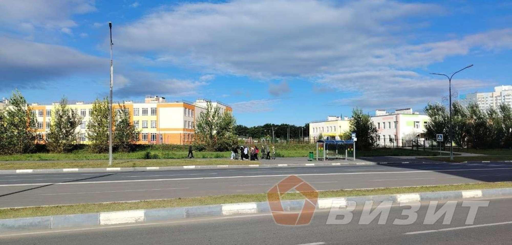 Сдать торговое помещение за 65 000 рублей на Александра Солженицына улица, 2