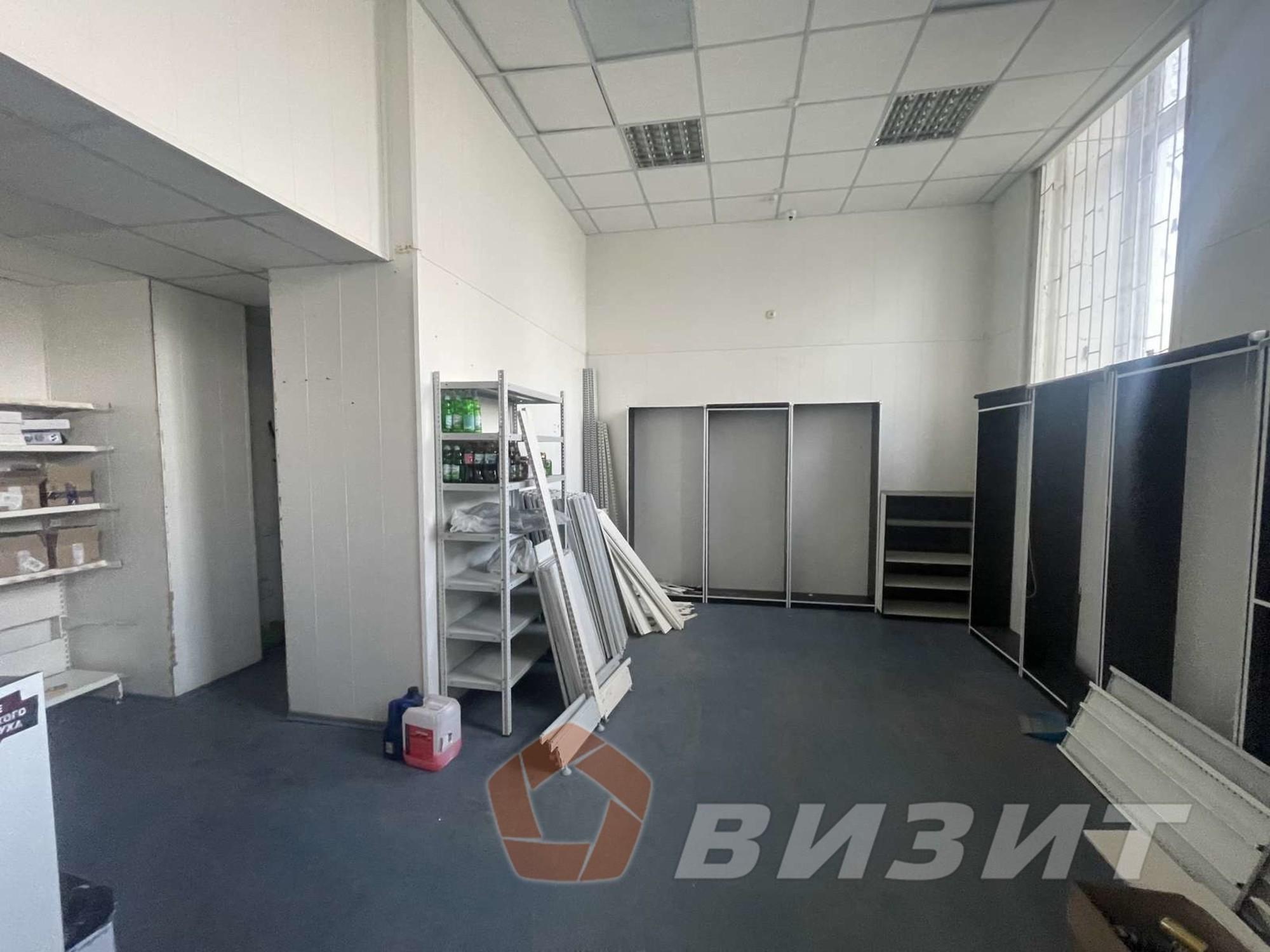 Сдать торговое помещение за 246 000 рублей на Гагарина улица, 153
