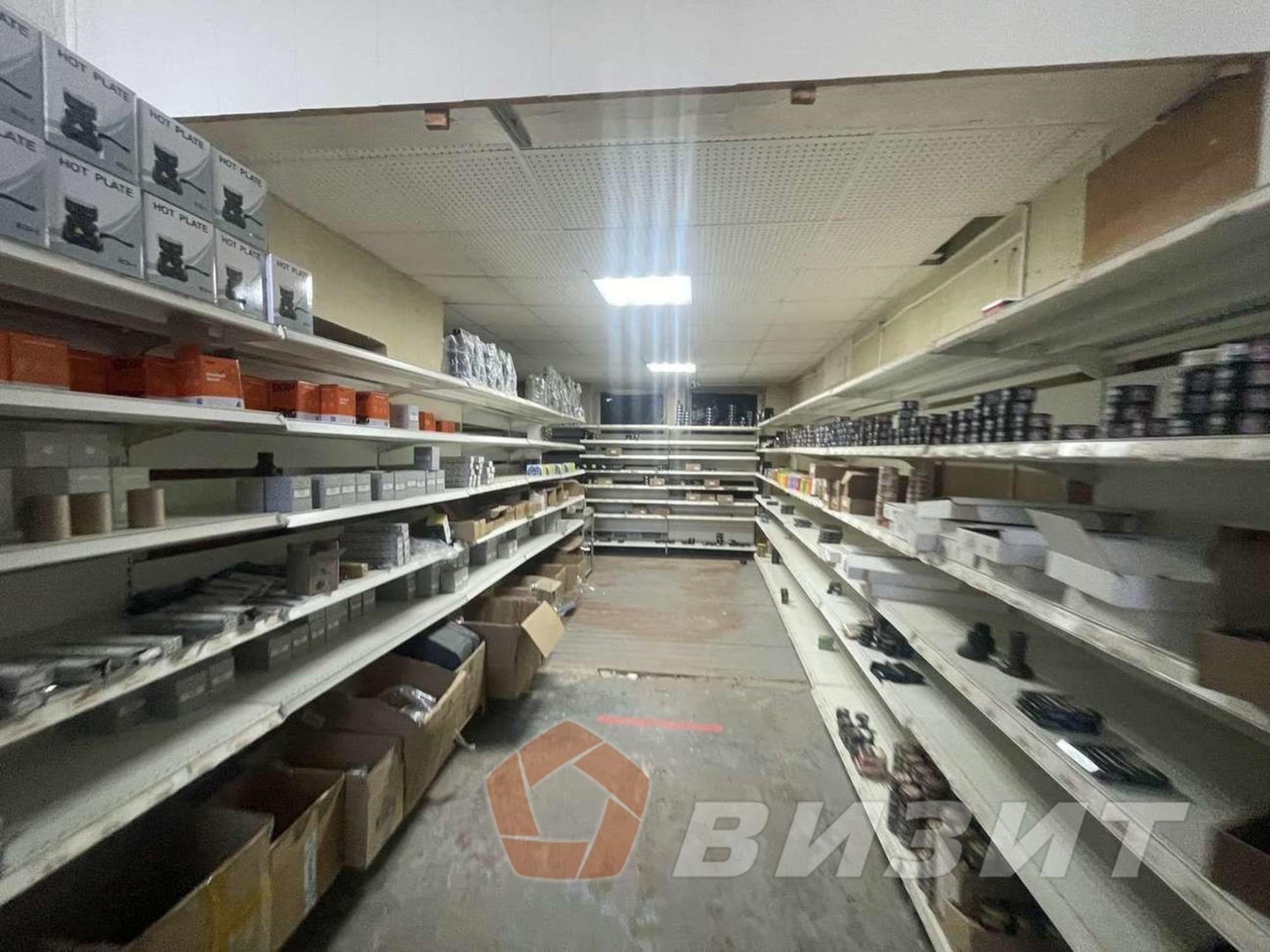 Сдать торговое помещение за 246 000 рублей на Гагарина улица, 153
