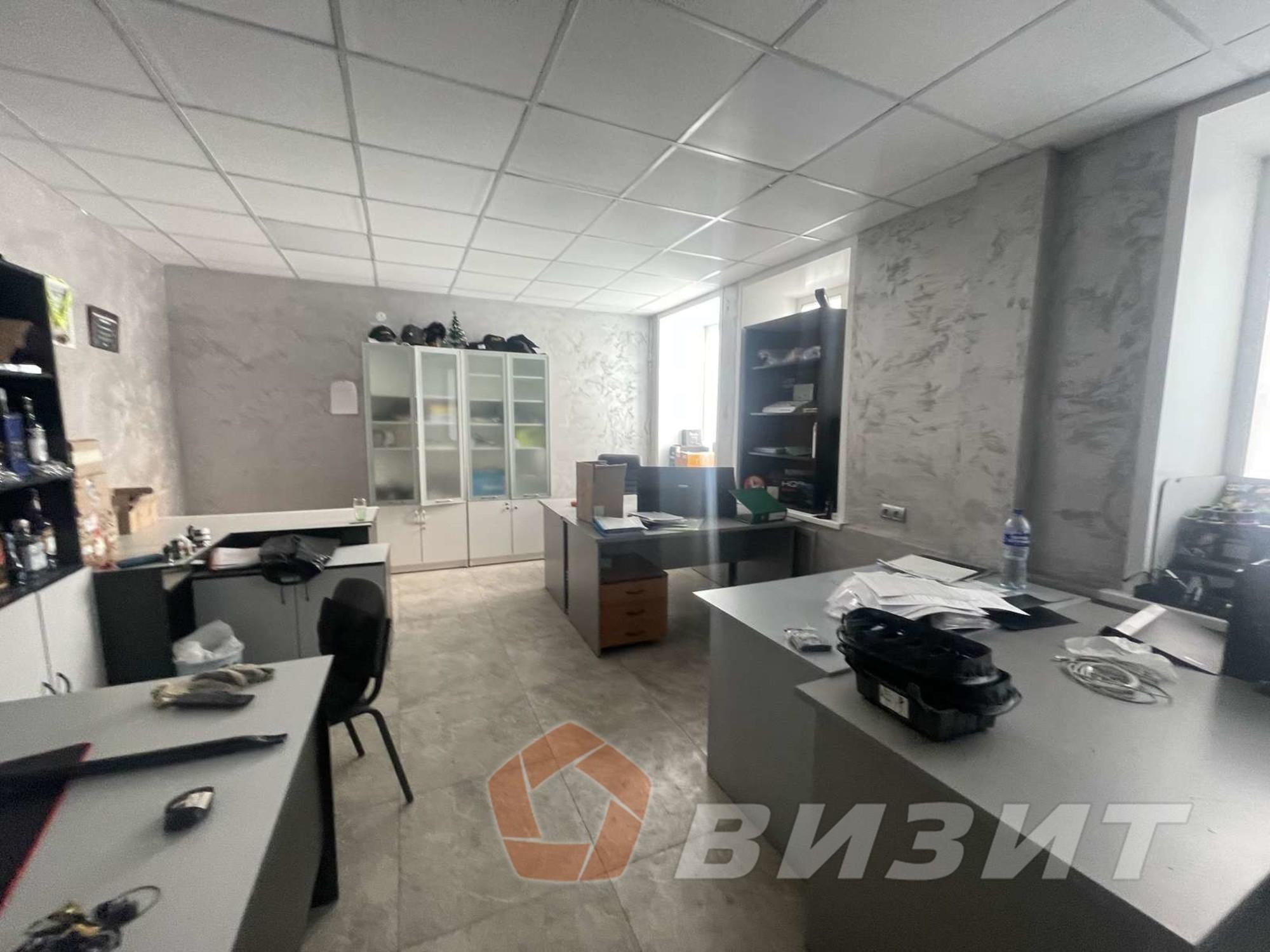 Сдать торговое помещение за 246 000 рублей на Гагарина улица, 153
