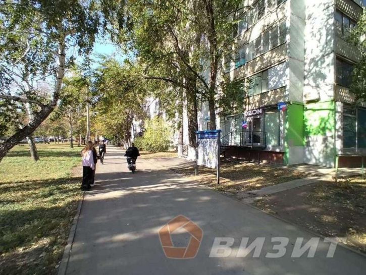 Торговое помещение Зои Космодемьянской улица, 3