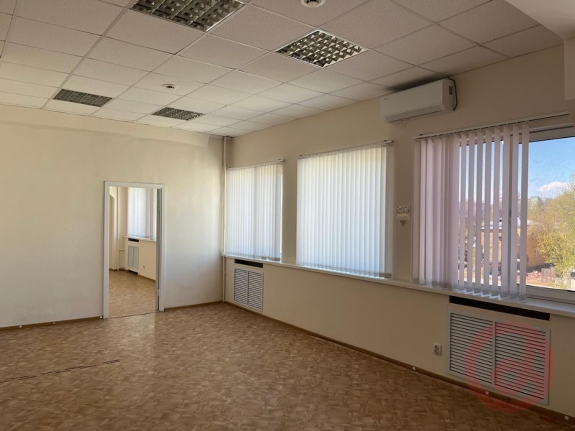 Сдать офис, помещение под офис за 35 000 рублей на Рабочая улица, 15