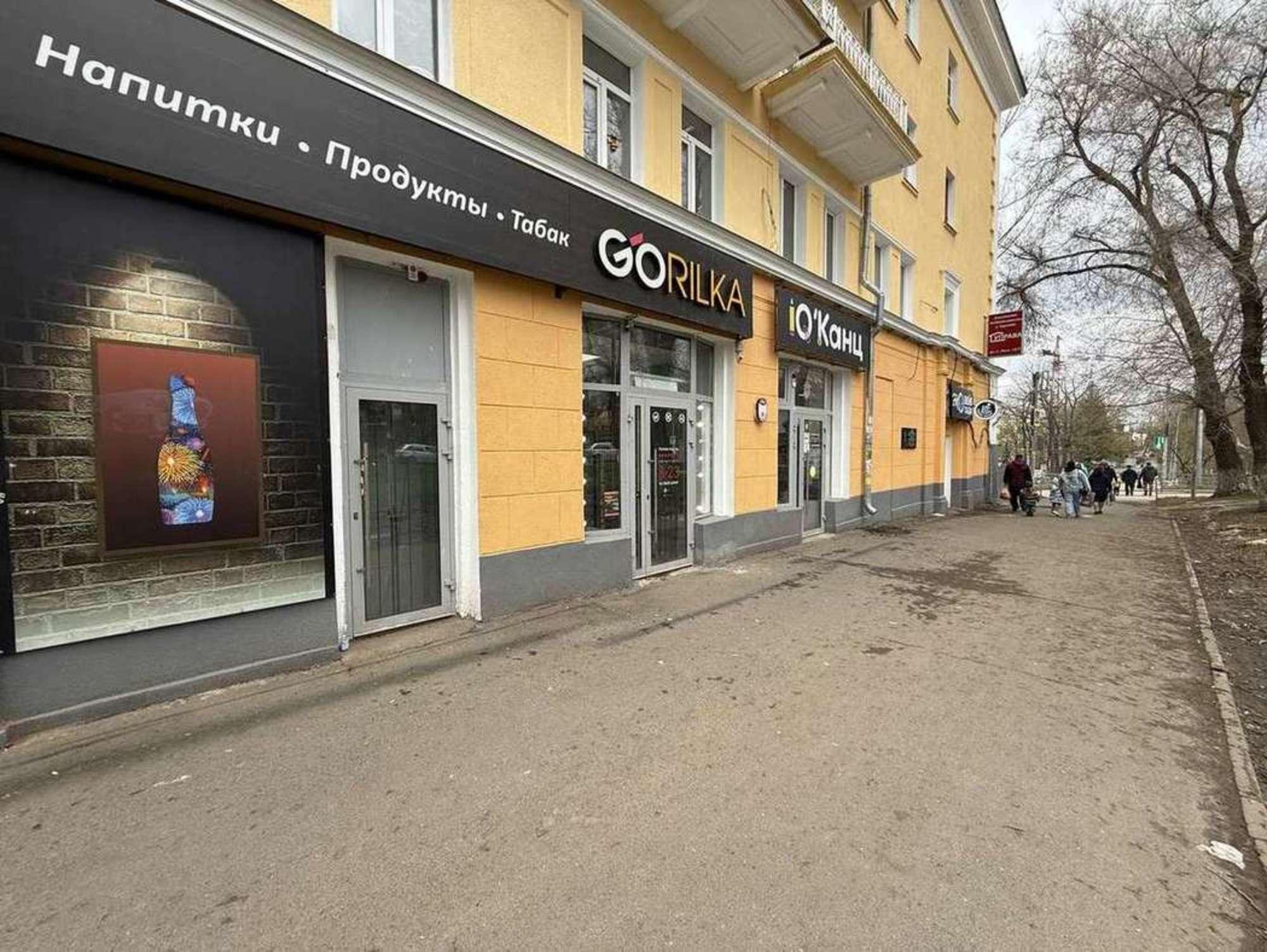 Сдать торговое помещение за 90 000 рублей на Сергея Лазо улица, 15