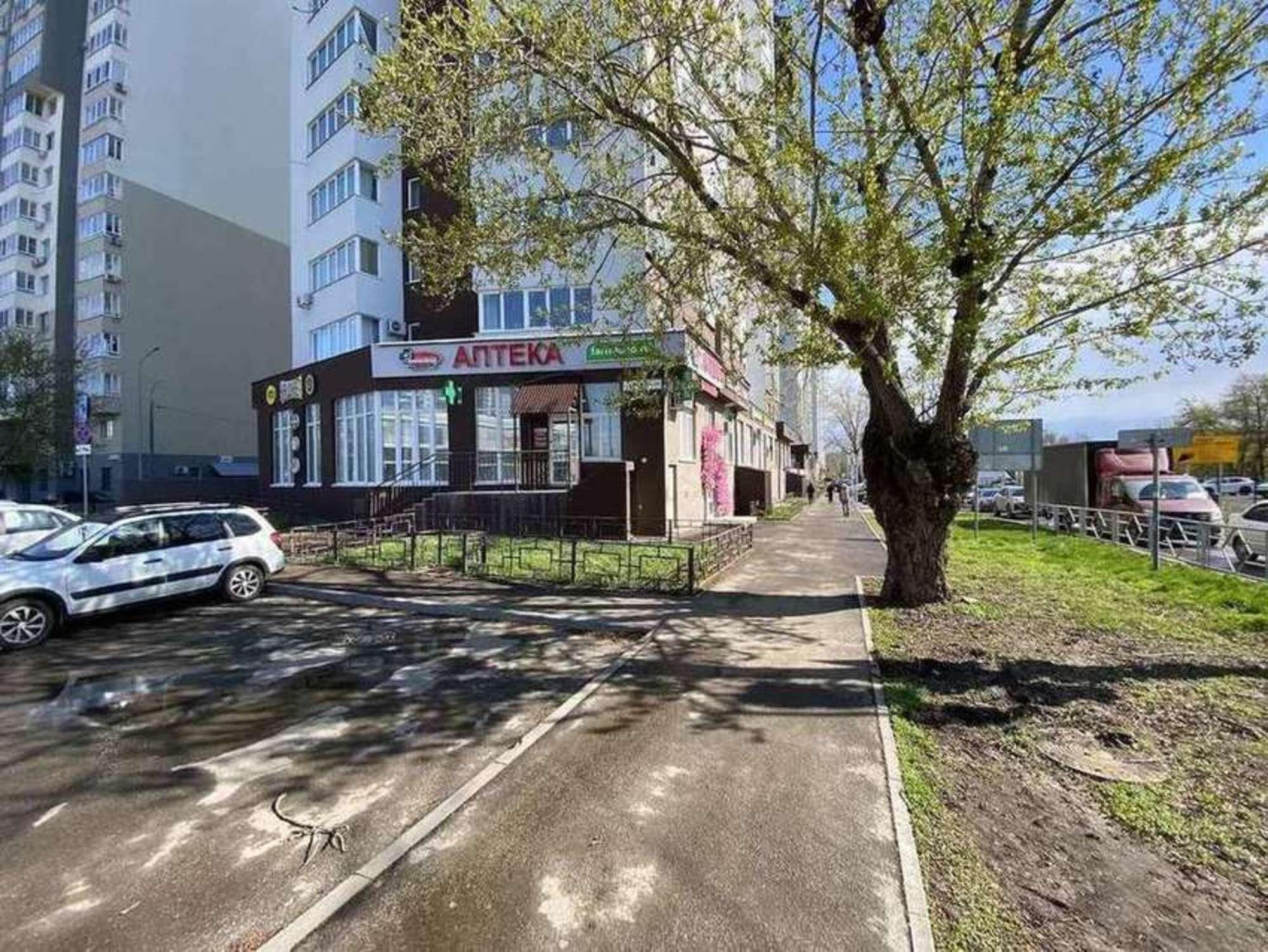 Купить торговое помещение за 24 750 000 рублей на Карла Маркса проспект, 242