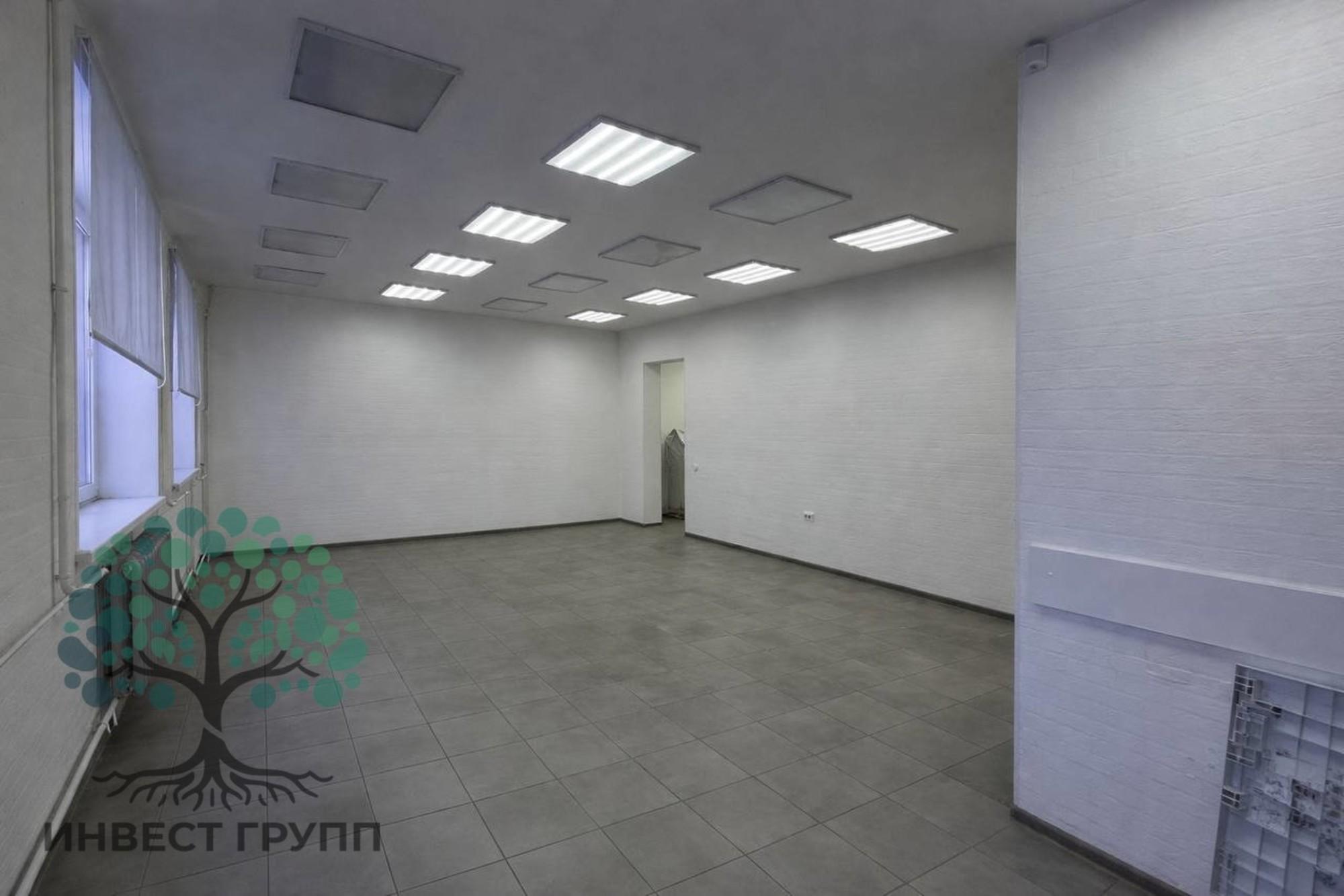 Сдать торговое помещение за 55 000 рублей на Свободы улица, 1