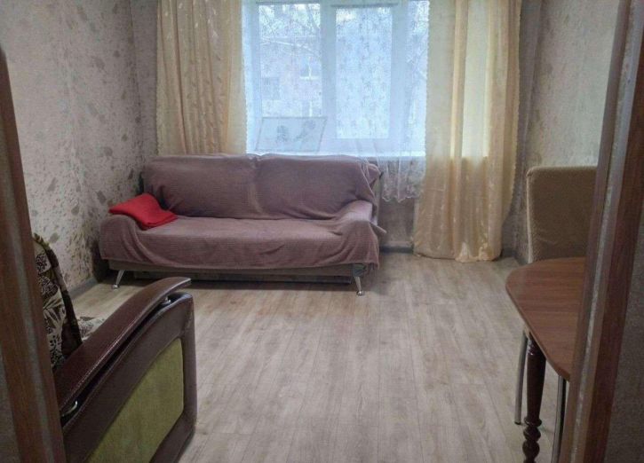 Комната Днепровская улица, 1