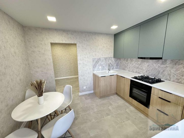 3-комн квартира Тухачевского улица, 28