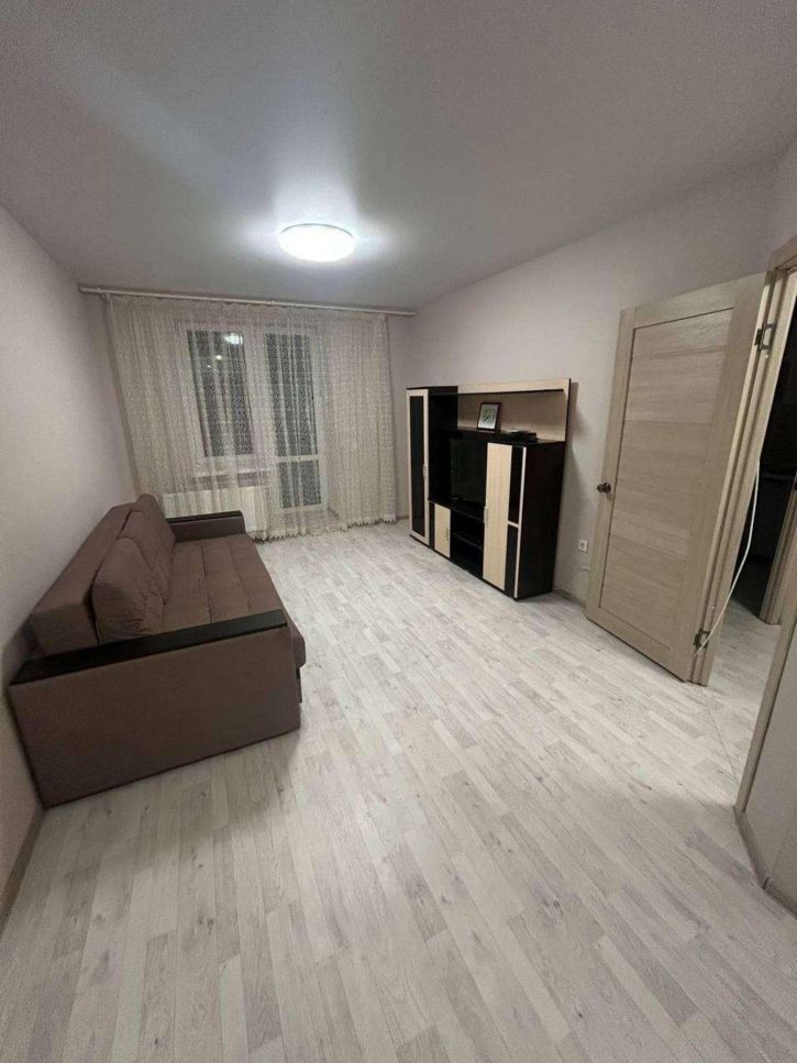 1-комн квартира Карбышева улица, 67