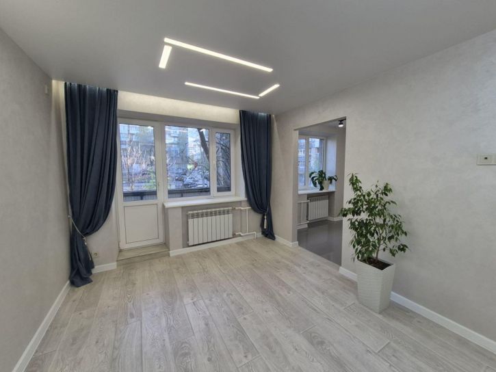 3-комн квартира Ново-Садовая улица, 25