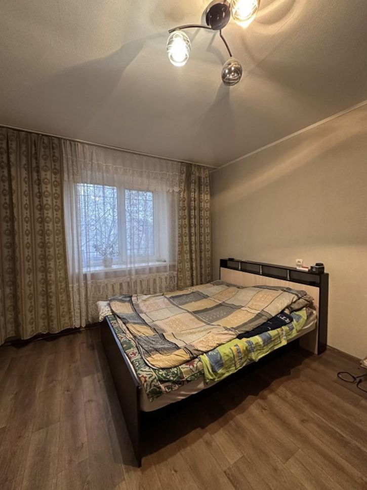 2-комн квартира Антонова-Овсеенко улица, 83