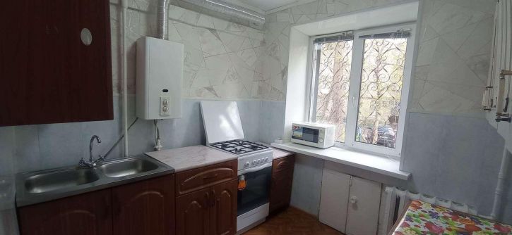 1-комн квартира Днепровская улица, 3