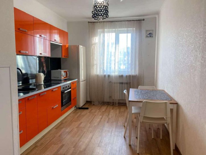 1-комн квартира Революционная улица, 4