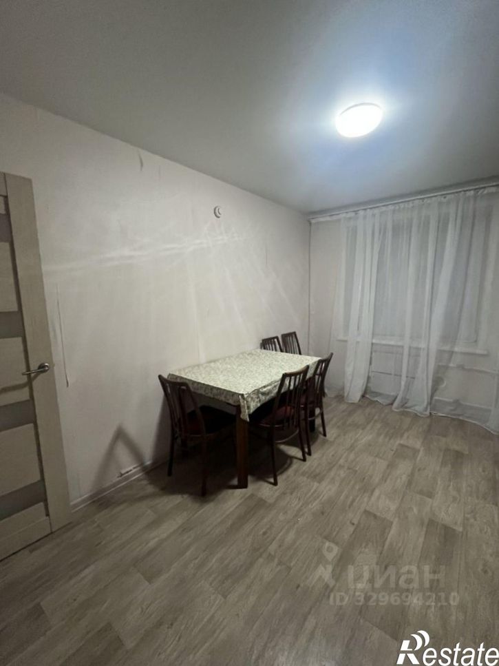 2-комн квартира 1-й кв-л, 44,  д. 44
