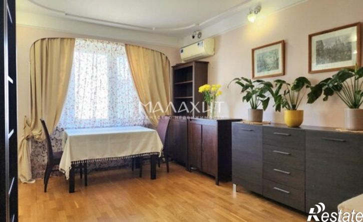 3-комн квартира улица Осипенко, 136,  д. 136