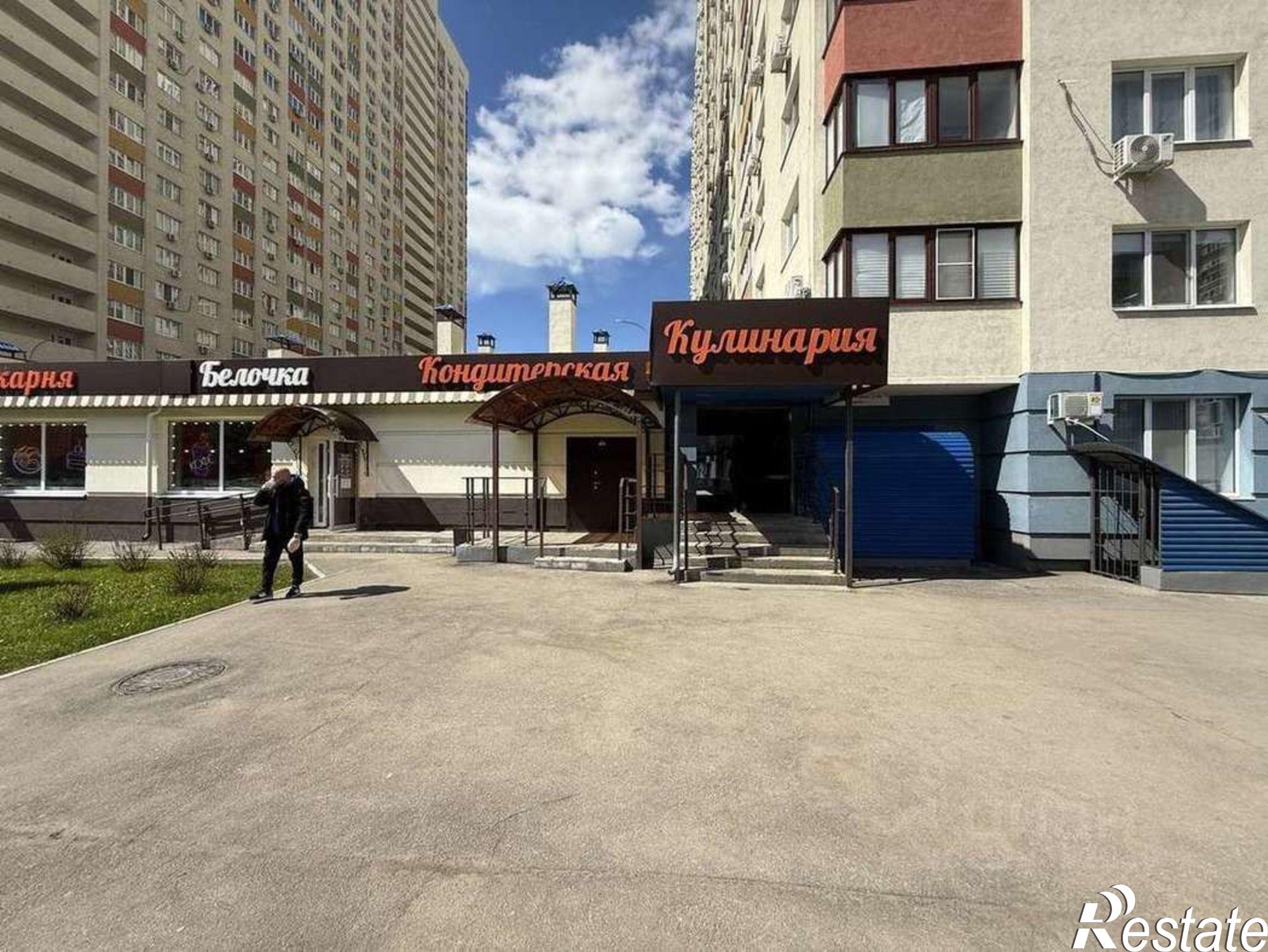 Купить торговое помещение за 13 418 200 рублей на проспект Кирова, 322А к1