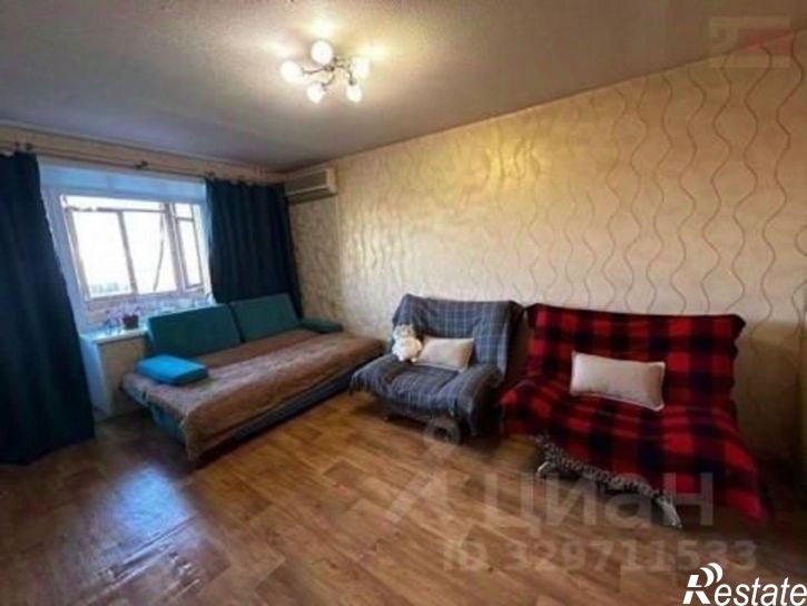1-комн квартира улица Агибалова, 70,  д. 70
