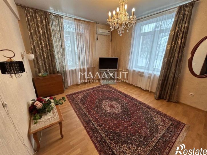 2-комн квартира Волжский проспект, 31,  д. 31
