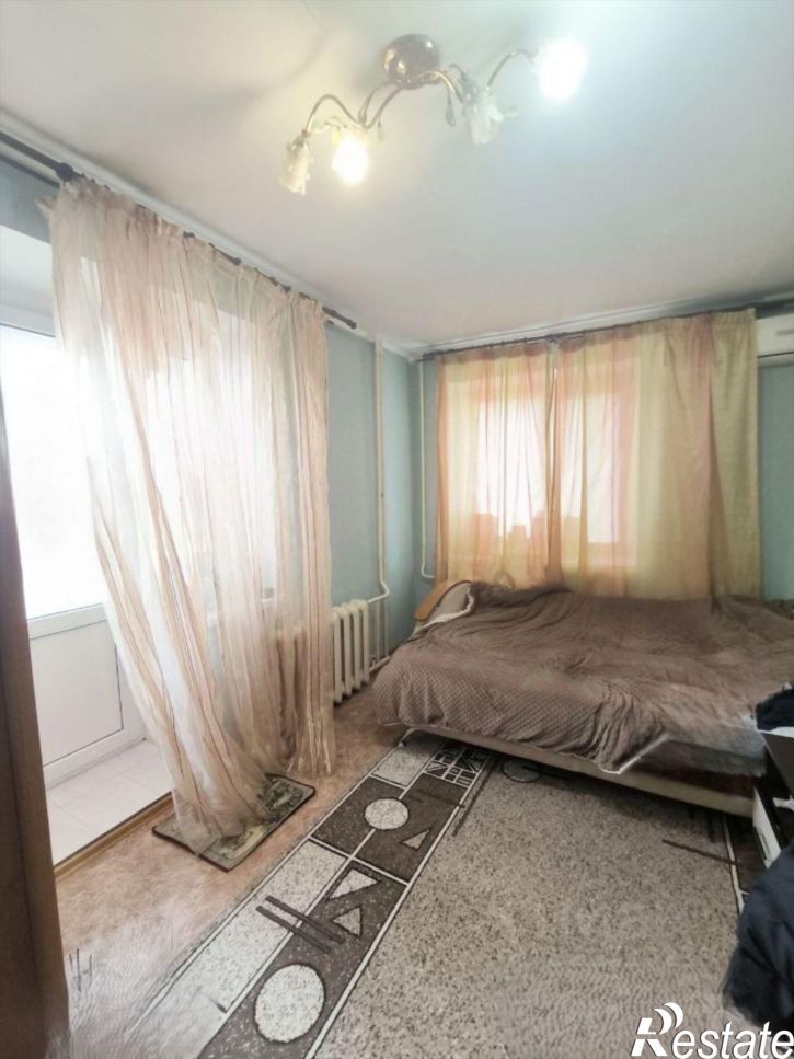 3-комн квартира улица Красных Коммунаров, 15,  д. 15
