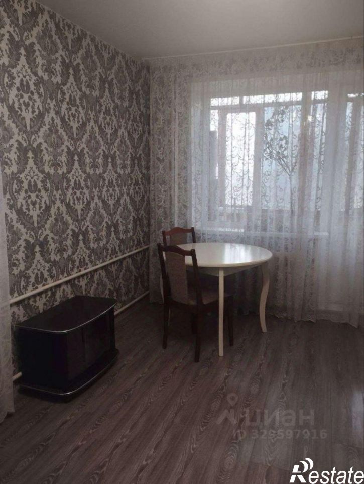 1-комн квартира улица Гагарина, 77,  д. 77