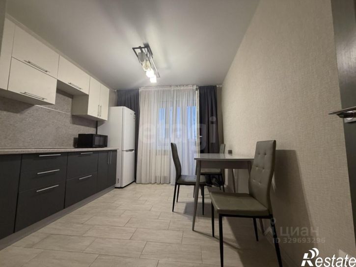 1-комн квартира Революционная улица, 101В,  д. 101В