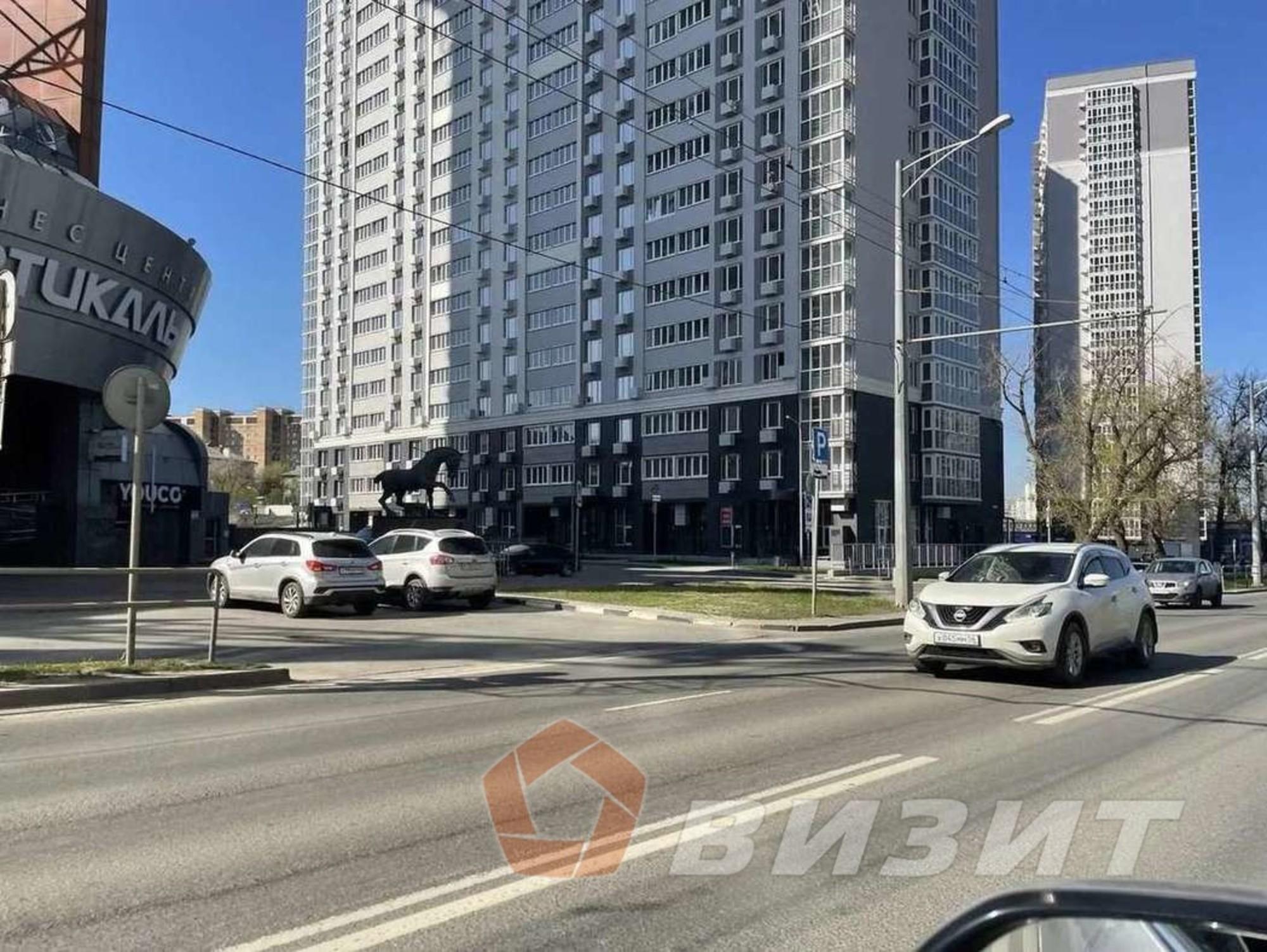 Сдать торговое помещение за 102 000 рублей на Московское шоссе, 11