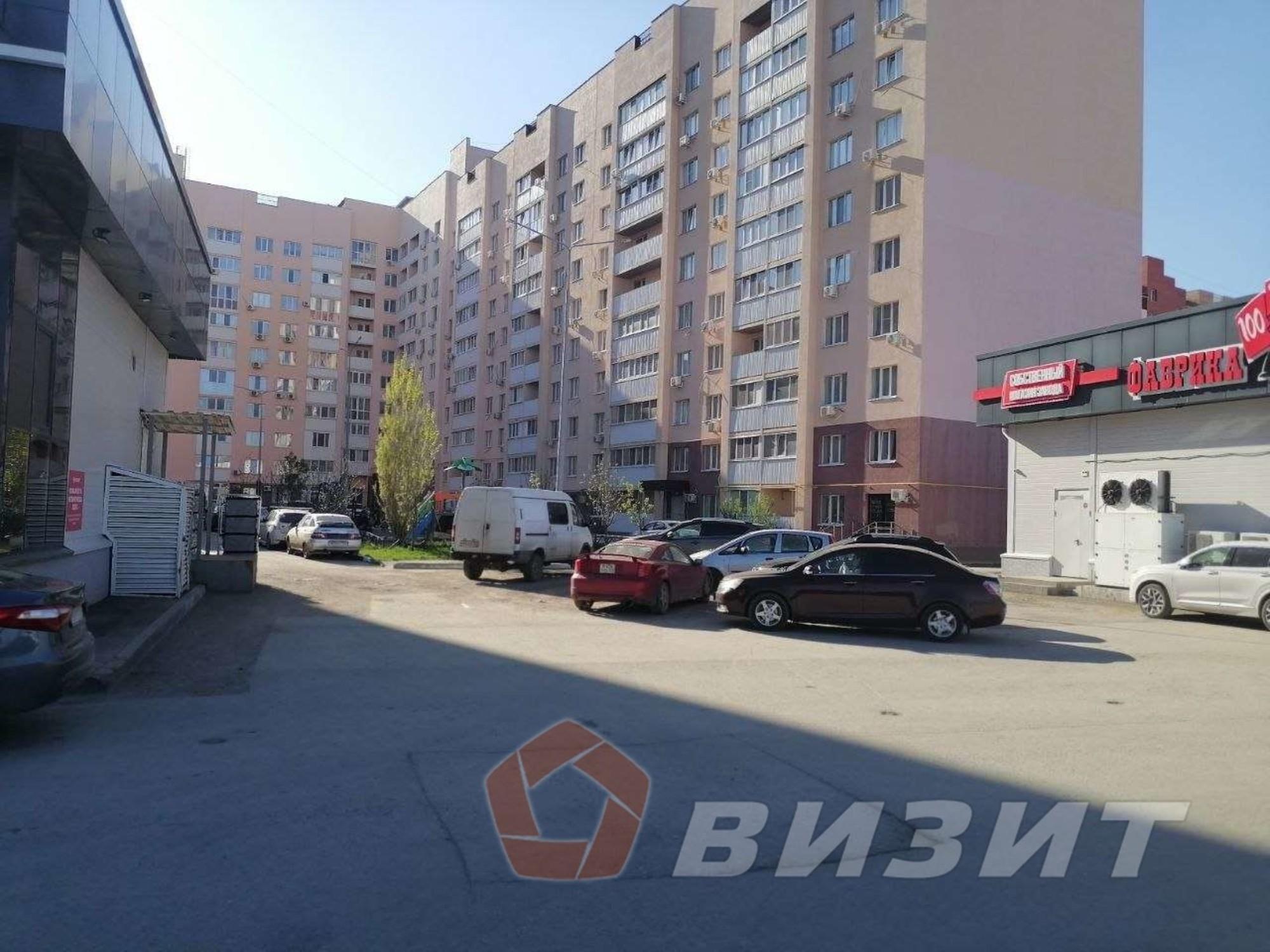 Сдать торговое помещение за 60 000 рублей на 1-й квартал, 42