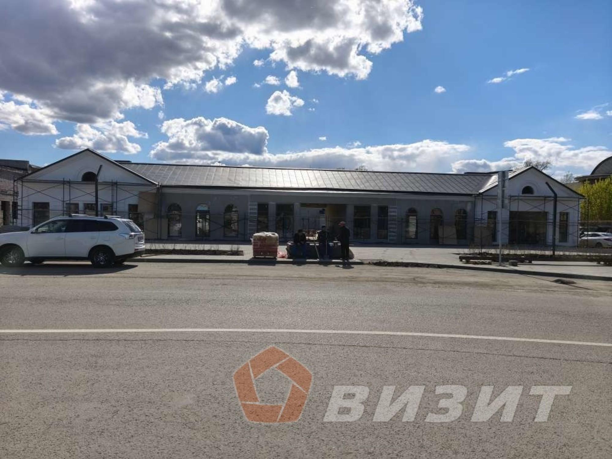 Купить торговое помещение за 120 000 000 рублей на 9-я просека, 12