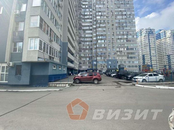 Торговое помещение Ново-Садовая улица, 106М