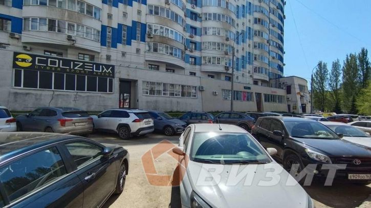 Торговое помещение Академика Платонова улица, 10к2