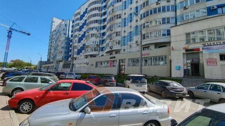 Торговое помещение Академика Платонова улица, 10к2